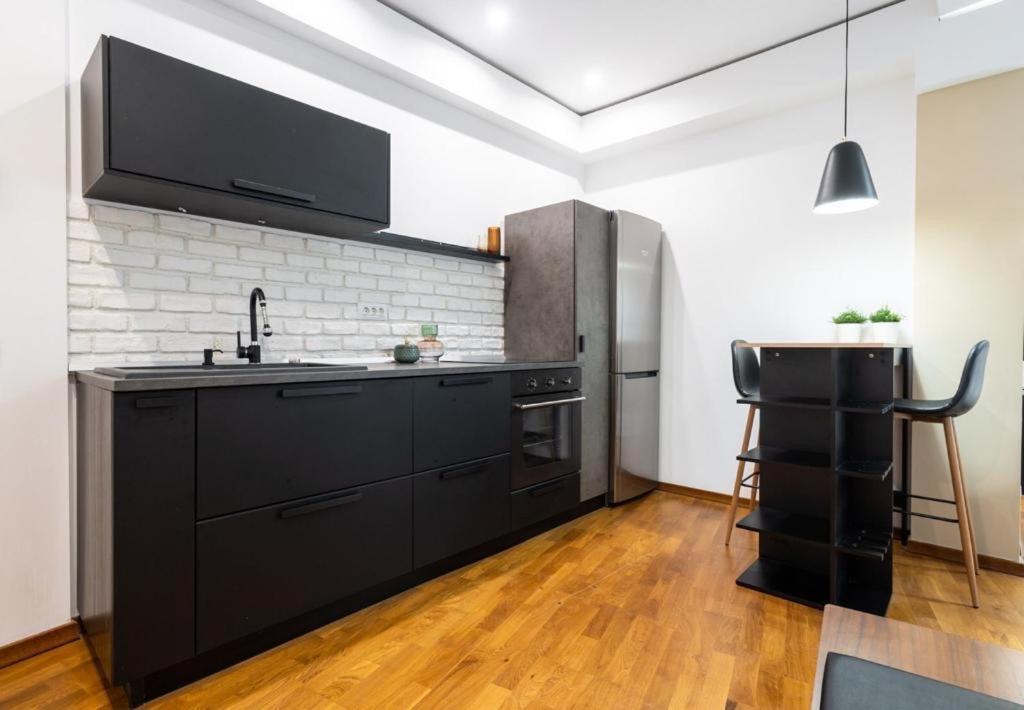 Wonderful Victorie Apartment Boekarest Buitenkant foto