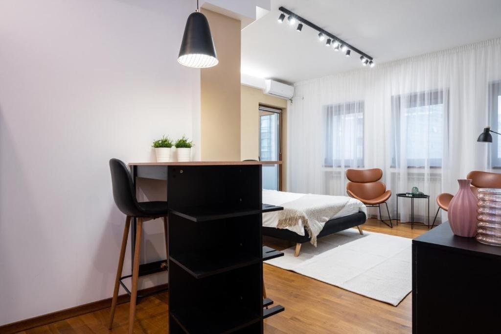 Wonderful Victorie Apartment Boekarest Buitenkant foto